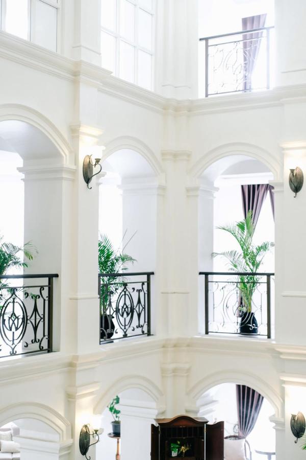 Mahalaya The Legacy Hotel Solo Exterior foto